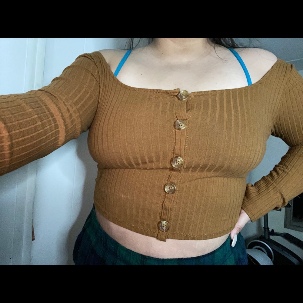 Off the shoulder crop top
